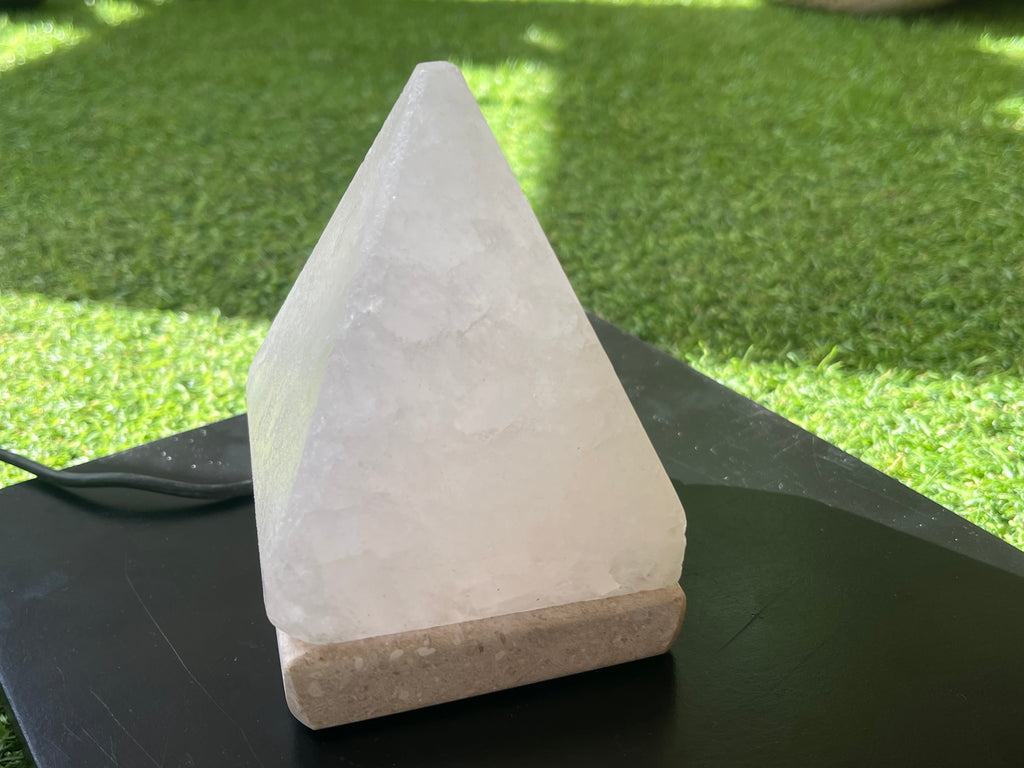 Weiße USB-Salzlampe Pyramide Qualität - 9 cm (multi)