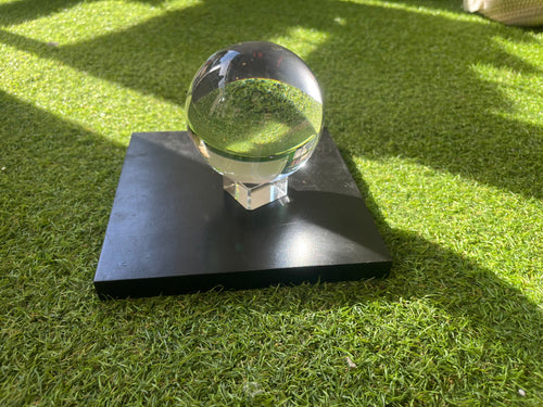 Glaskugel auf Standfuß 100 mm